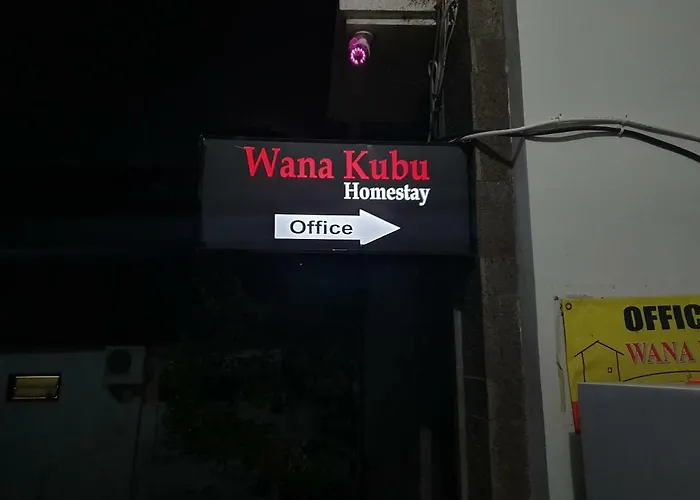 Wana Kubu Airport Transit